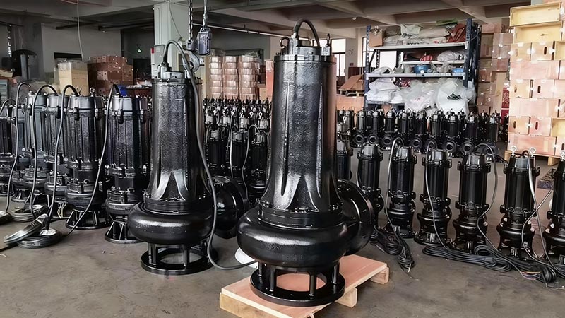 Приложения и ключевые функции небогающих канализационных насосов